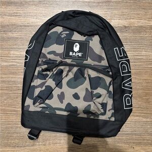BAPE Camouflage Backpack - Black and Green